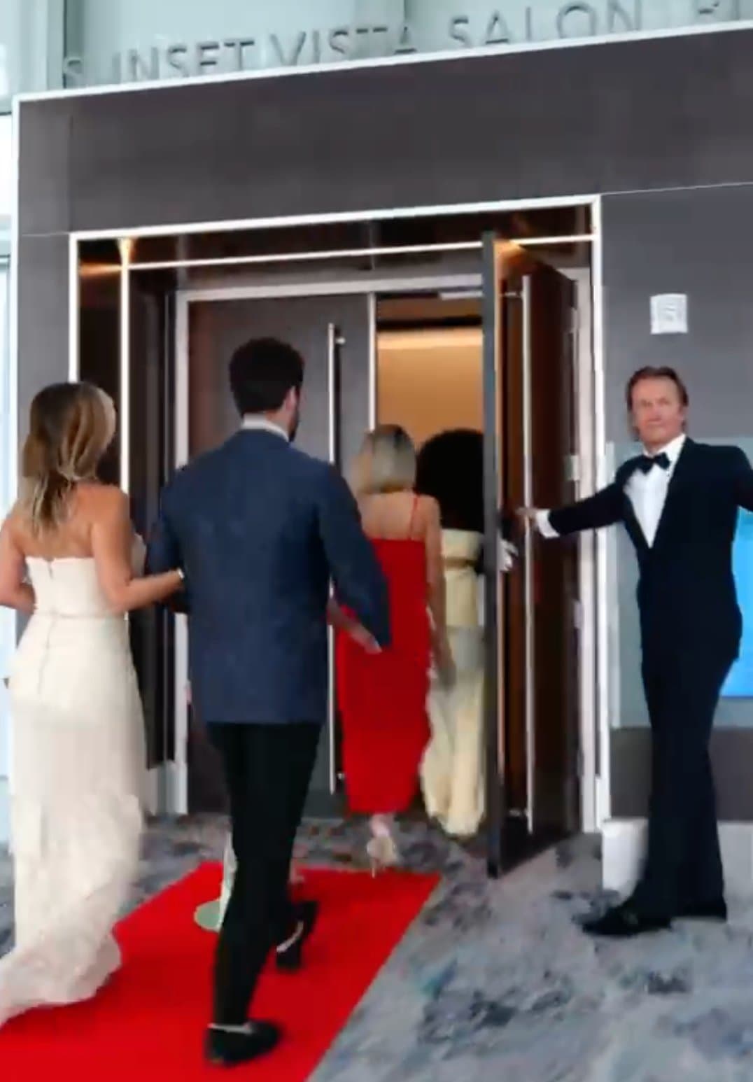 Gala & charity — Polen Cerci